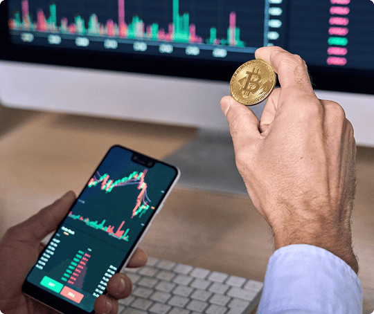 Main tenant Bitcoin et graphique mobile